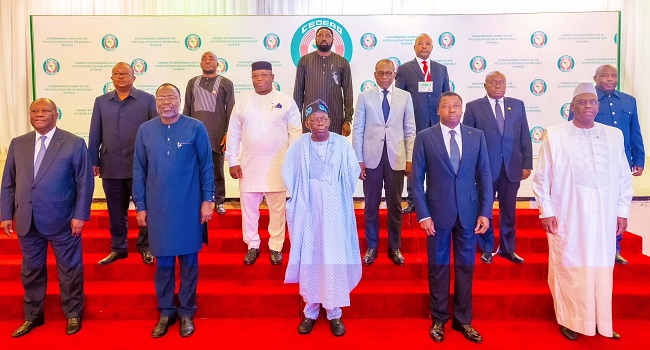 ECOWAS Delegation Arrives In Coup-hit Niger – Rifnote